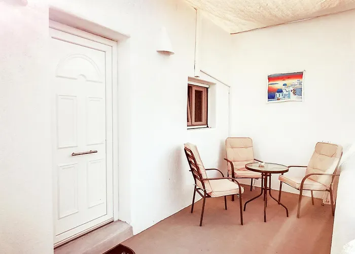 Charming Villa In Brilliant Santorini With Pool